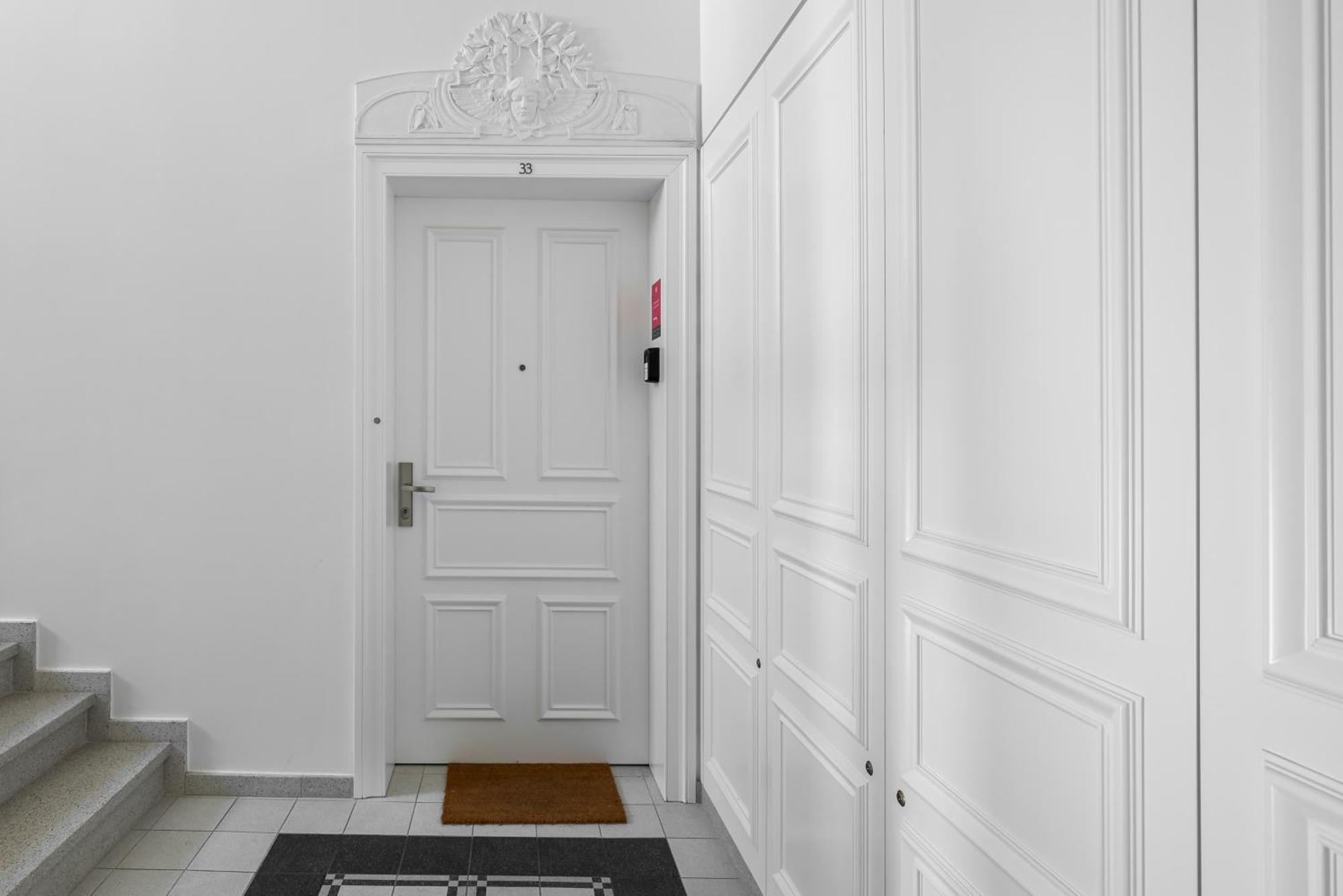 Wilcza City Centre Deluxe Apartment Warschau Buitenkant foto